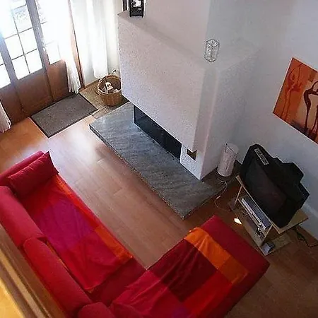 Διαμέρισμα Saanen Sleeps 6 Wifi