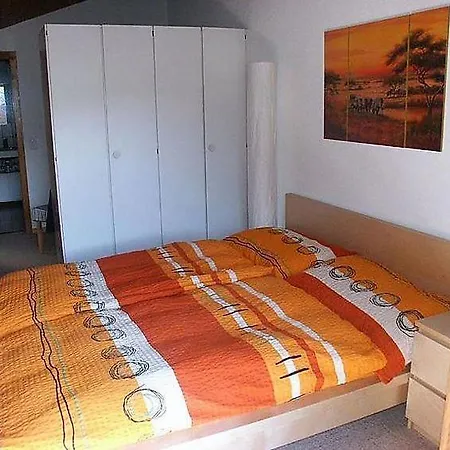 Saanen Sleeps 6 Wifi Апартаменты